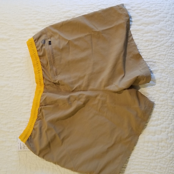 NWT Mens Large Marmot short - Picture 2 of 5